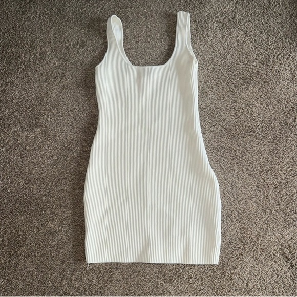 Princess Polly - The Gracie Knit Mini Dress - White, M/L - Picture 5 of 7